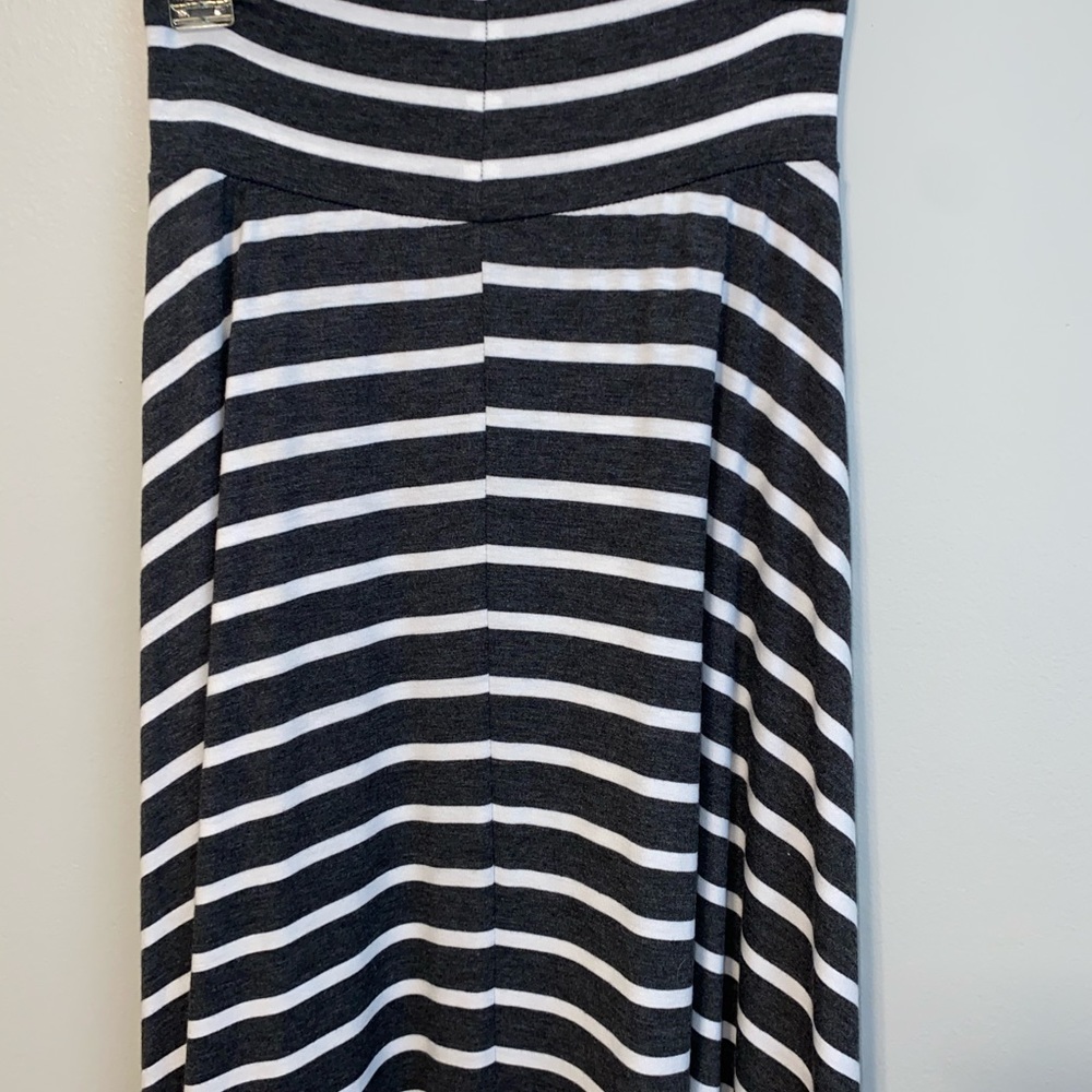 Long stripped skirt! - Picture 2 of 5